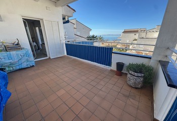 Appartement rénové première ligne de mer à Rosas, Salatar